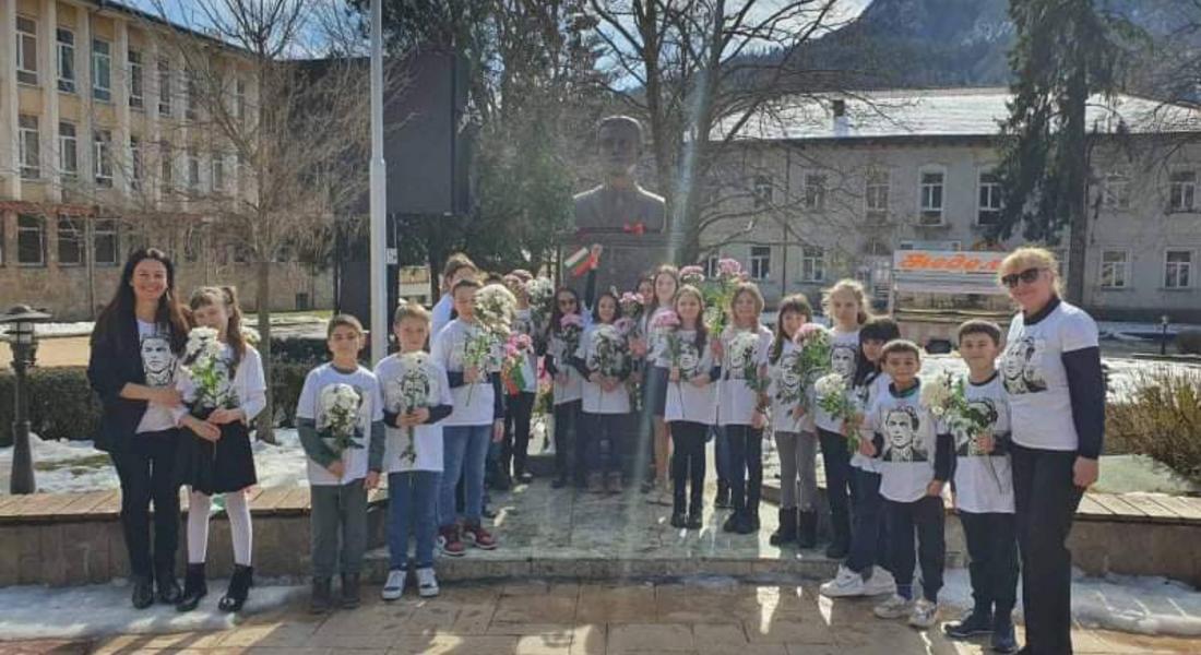150 години БЕЗСМЪРТИЕ! ПОКЛОН, АПОСТОЛЕ!