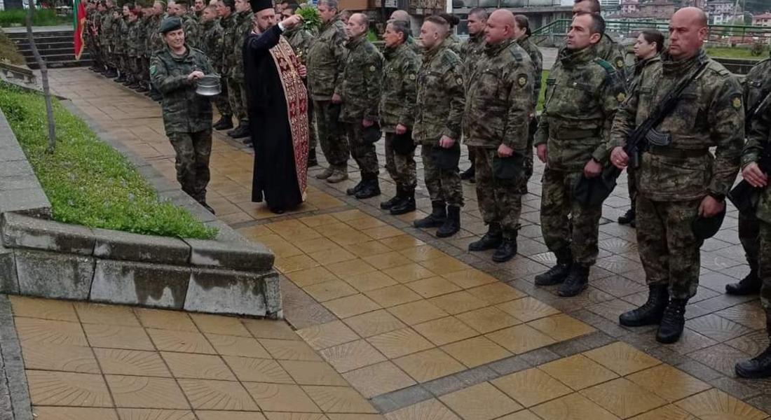 В навечерието на 6 май 101-ви алпийски полк отбеляза Деня на храбростта и празник на Българската армия