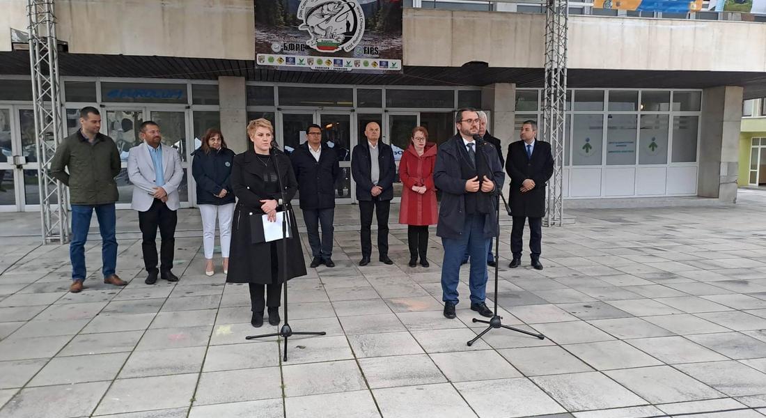  Президентът на световната федерация по спортен риболов проф. Уго Клаудио Матеоли откри Световното първенство по риболов в Девин