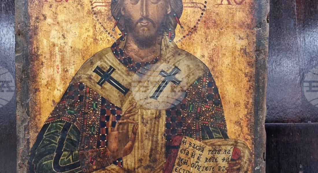 Регионалният исторически музей в Смолян показа изложба „Християнски ценности“ в „Нощ в музея“
