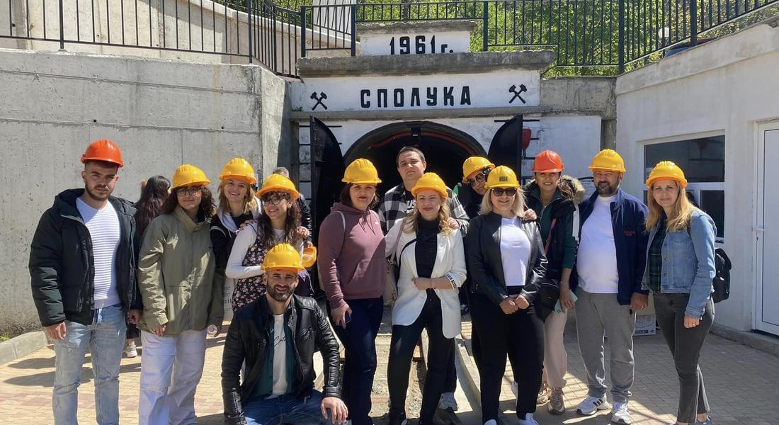 YOUTHPASS СЕРТИФИКАТИ НА УЧАСТНИЦИТЕ В ТРЕНИНГ КУРС "FUN LITERACY"