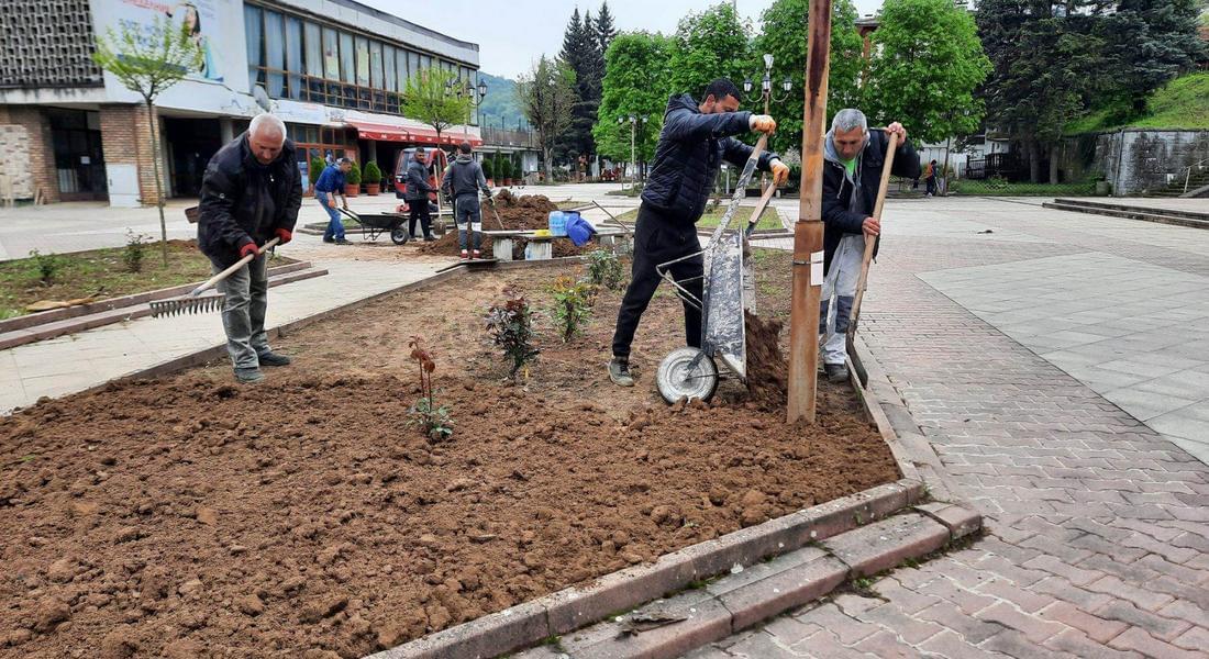  Община Смолян ще реновира площад „Възраждане“ в кв. Устово