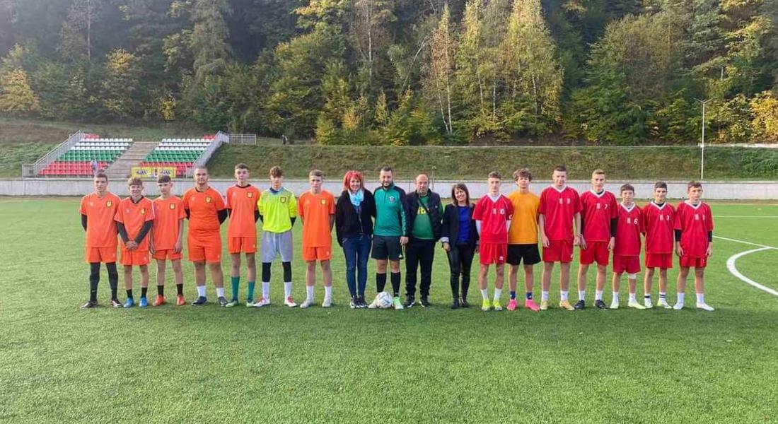 800 ДЕЦА СЕ ВКЛЮЧВАТ В ОБЩИНСКИЯ КРЪГ НА УЧЕНИЧЕСКИТЕ ИГРИ В СМОЛЯН