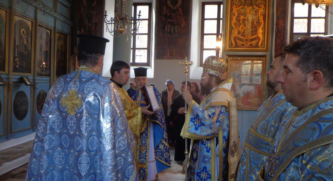 Храм  „Въведение Богородично”в с. Полковник Серафимово   достойно отпразнува своя храмов празник