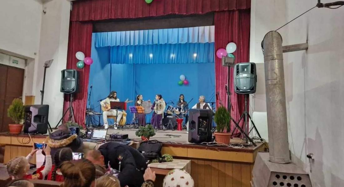 Кметът на Девин  се включи в благотворителния концерт в подкрепа на хора с увреждания в с. Гьоврен 