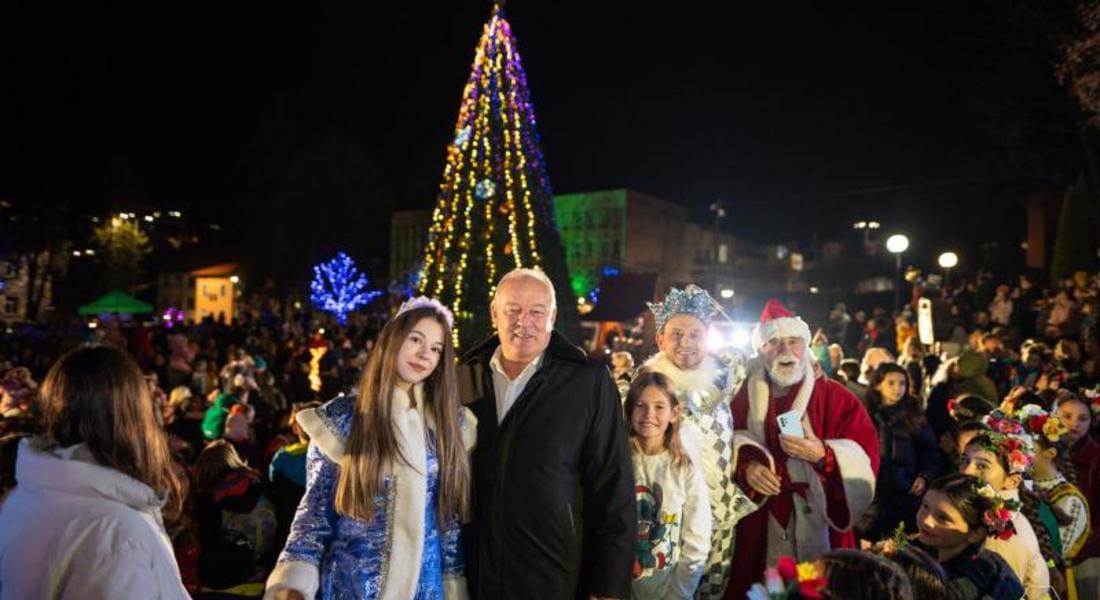 СМОЛЯН ЗАСИЯ В КОЛЕДНА ПРЕМЯНА