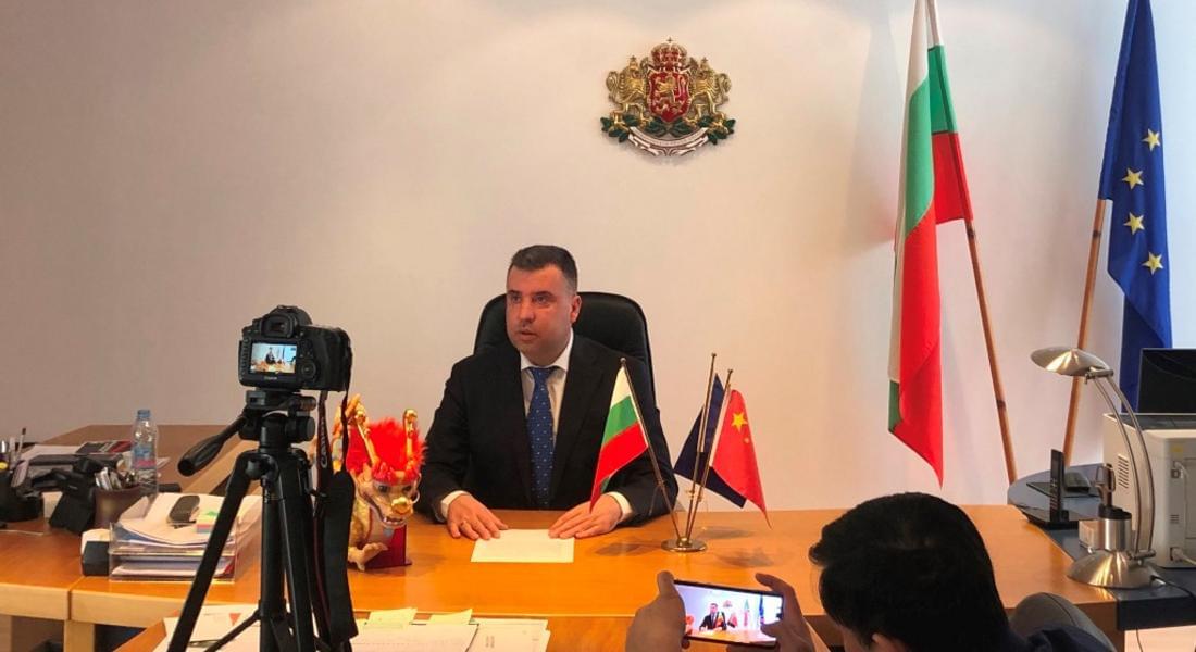 Областният управител Захари Сираков представи автентичността на област Смолян в интервю за китайската телевизия CETN