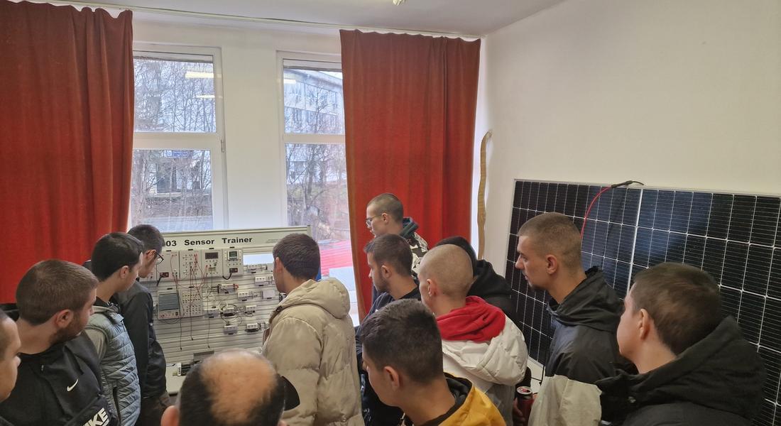 С ден на отворените врати Физико-технологичният факултет към ПУ стартира кандидатстудентска кампания 2024г.