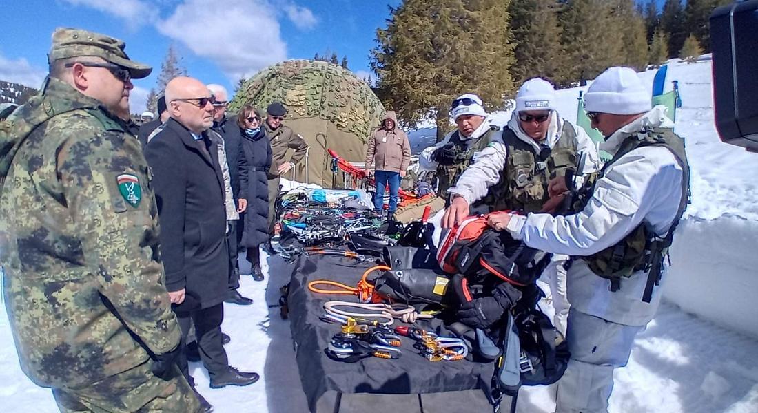 Зрелищни демонстрации показаха на връх Перелик военнослужещи от България, Хърватия и Австрия в международна подготовка „Родопи – 24“