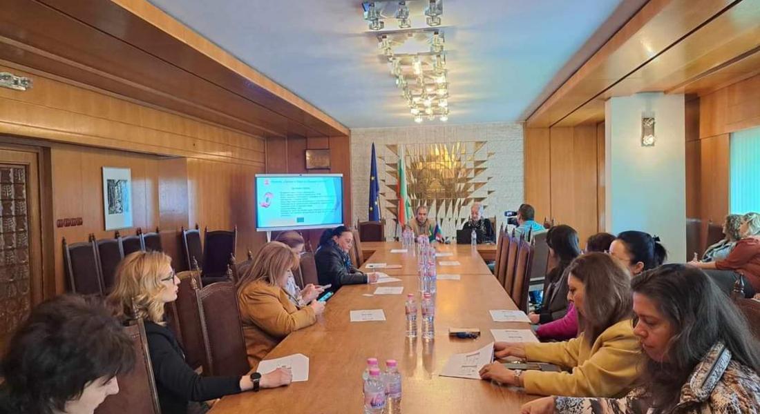 ОБЩИНА СМОЛЯН ОСИГУРЯВА ГРИЖА В ДОМА НА 378 ДУШИ ОТ ГРАДА И СЕЛАТА