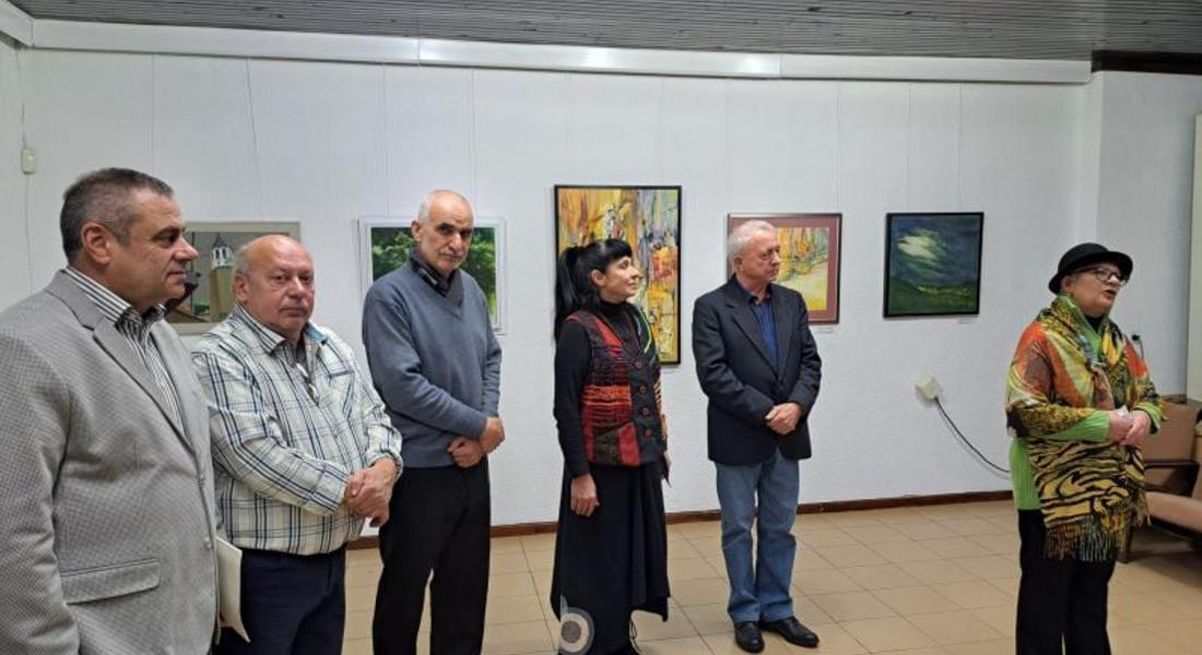 Откриха традиционната изложба на изявени художници от Смолян