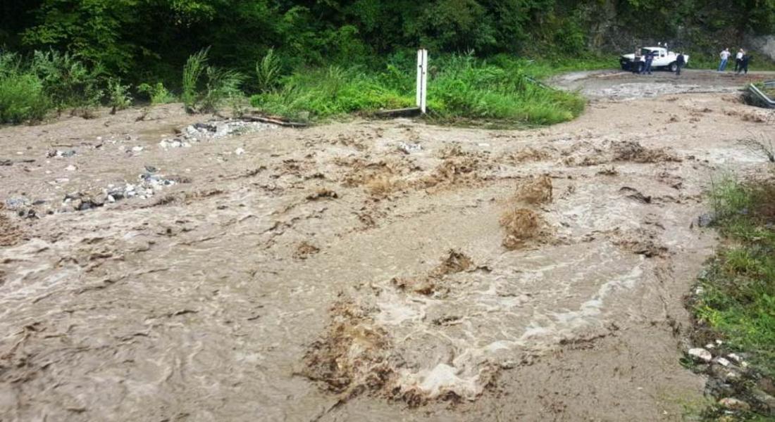  Все още извира вода в къщите в Девинско, първа спокойна нощ в Осиково от началото на бедствието