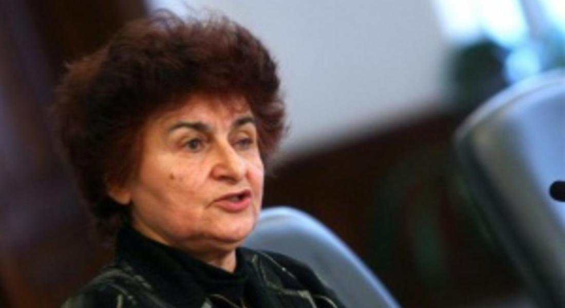  Законовите промени няма да решат проблема със задлъжнялостта на общините, според Гинка Чавдарова