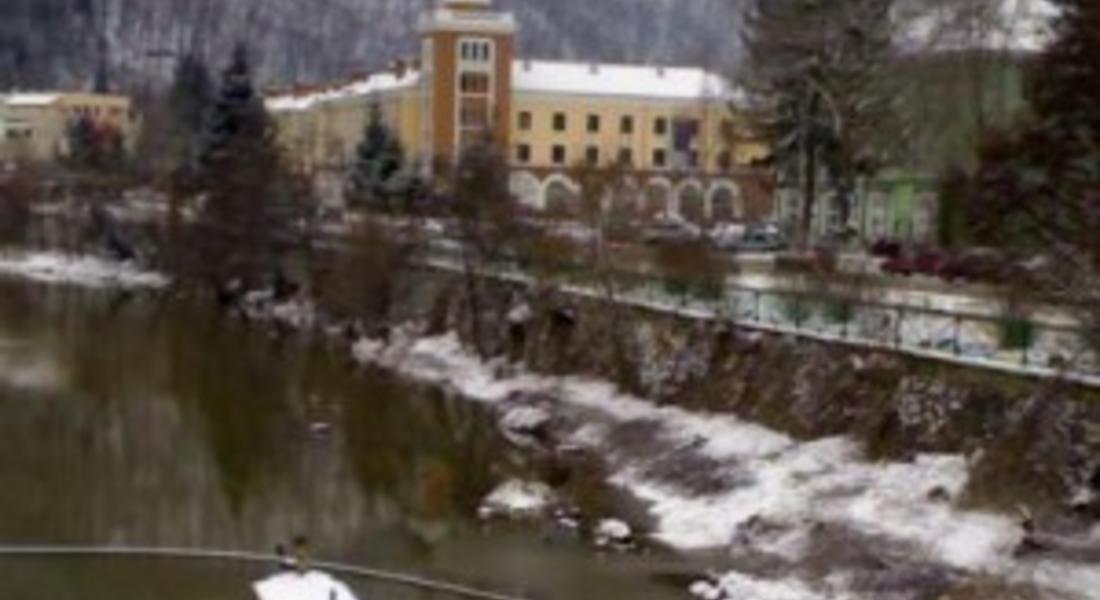 Намериха мъртва жена в реката в Рудозем