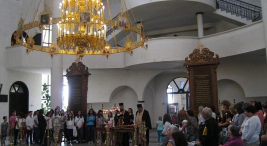 „Чисти сърца“ откриха новата духовна учебна година със спечелен проект 