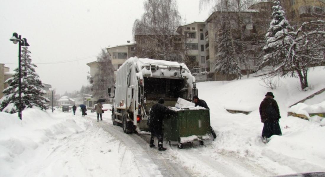 Остава влошена пътната обстановка в Смолян, затворен е пътя Смолян- Мугла