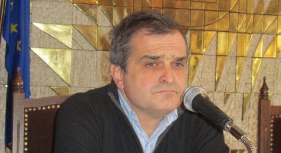 Чистят се шахтите в града заради очакваното снеготопене