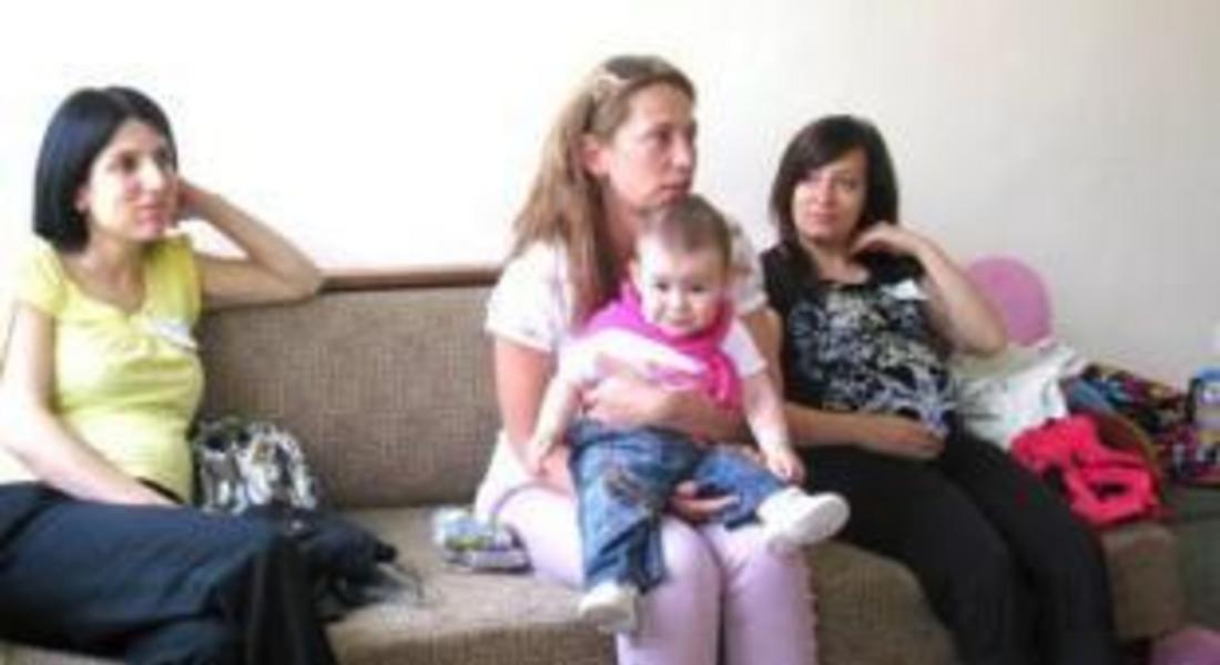 „Училище за родители” в Смолян ще подготвя семействата, чакащи дете за радостното събитие
