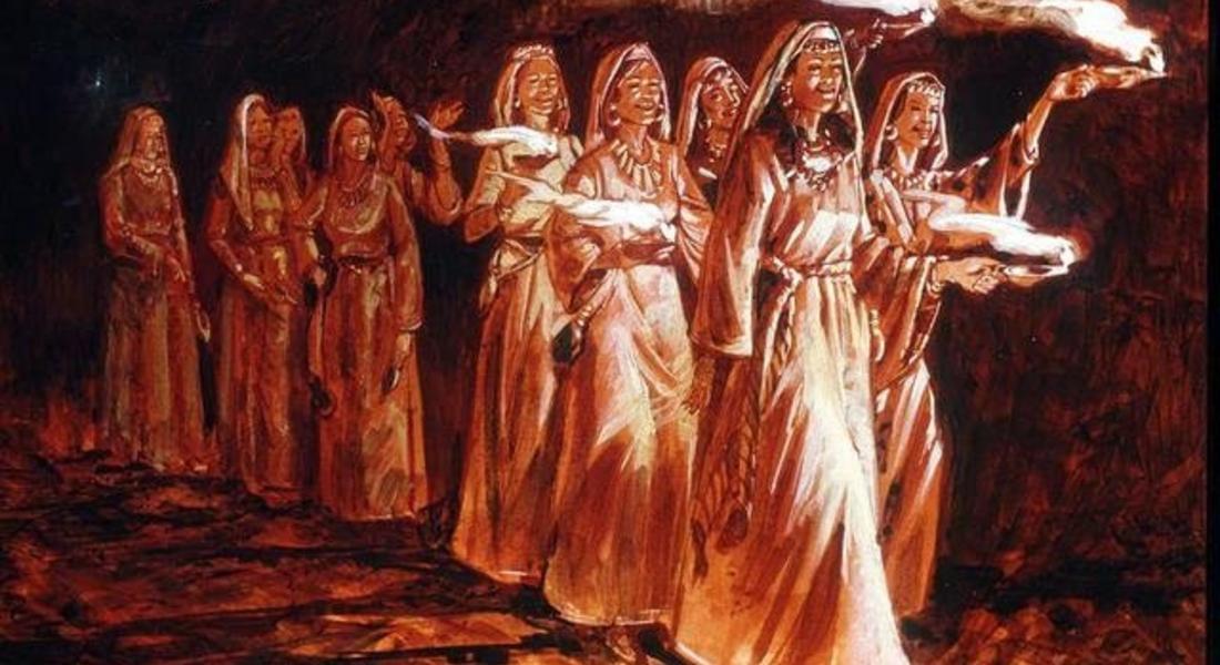 На Велики вторник момичетата изпълняват древен ритуал