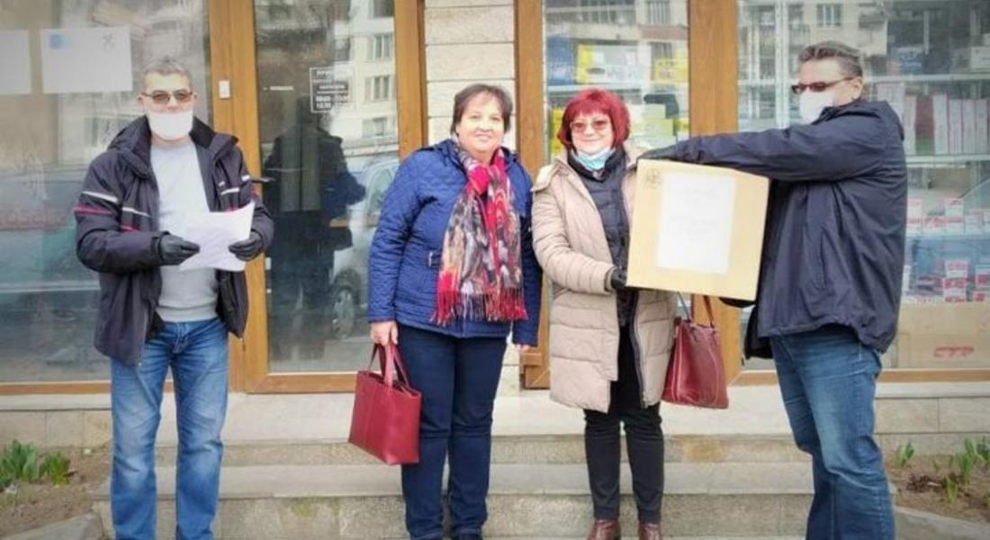 Ротари клуб-Смолян дари маски на Сдружението на общопрактикуващите лекари в област Смолян