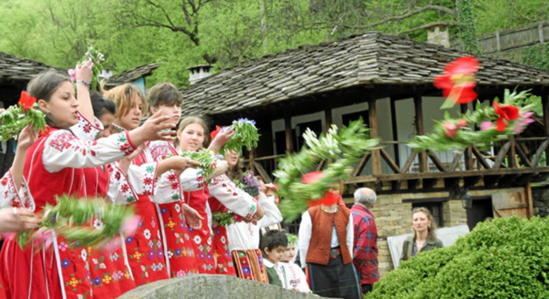 Лазаровден е