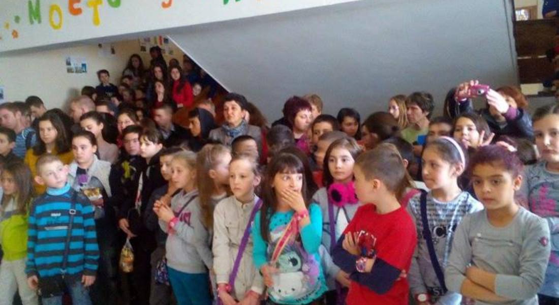 Тържествено откриване на гостуваща изложба в І СУ „Св.св. Кирил и Методий” по случай  3 март