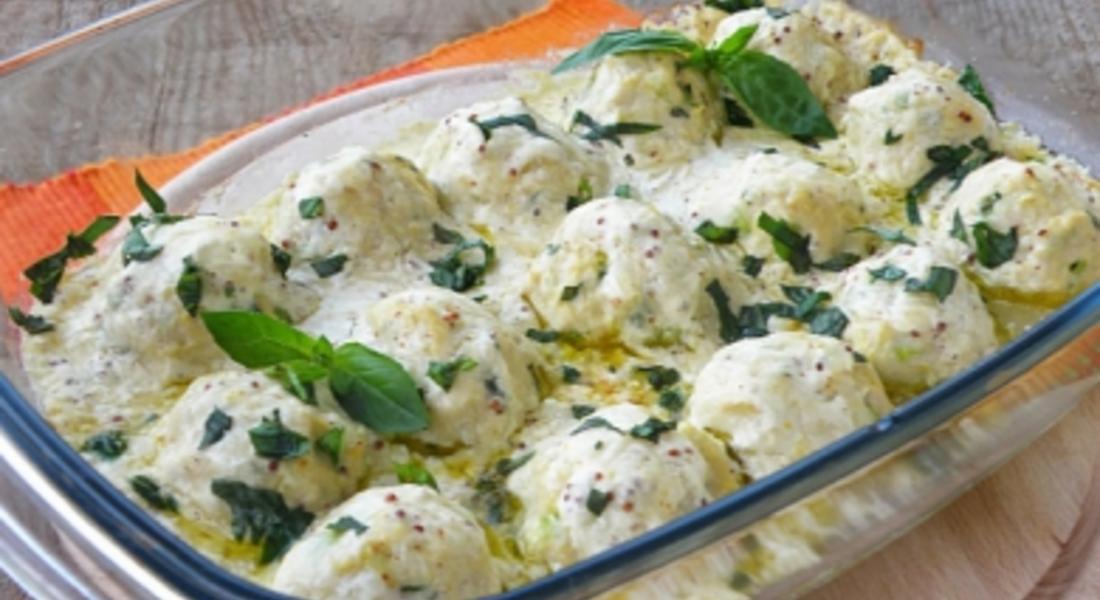  Пролетни пилешки кюфтенца с босилек