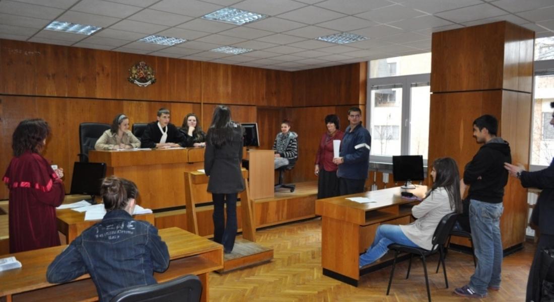 Административният съд се включва в образователна програма, насочена към учениците