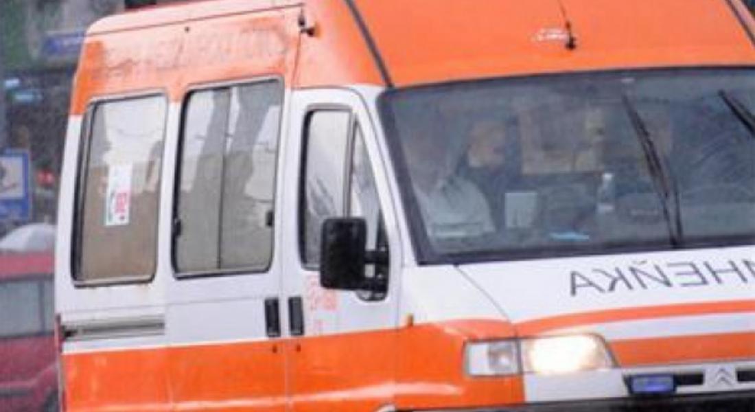 Блъснаха 50-годишна жена на "зебра" в Смолян