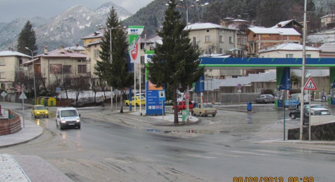 Задължително с вериги във високите части на Смолянско