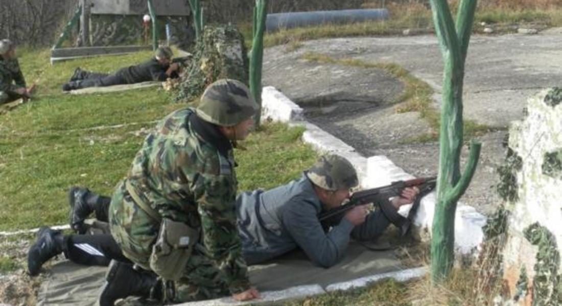  Военните ще провеждат планирани стрелби, хората да не навлизат в забранените зони