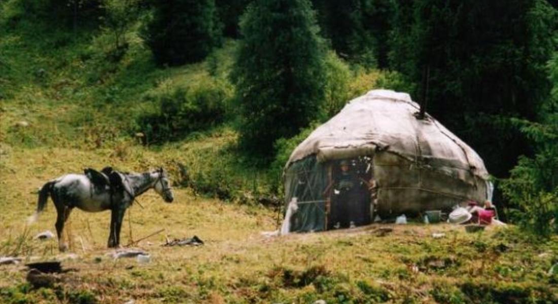 Автентична юрта откриват в село Забърдо