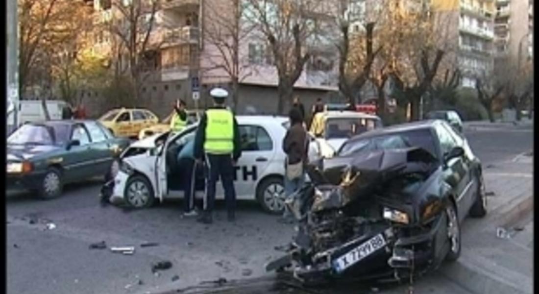 Шофьорите да внимават в петък