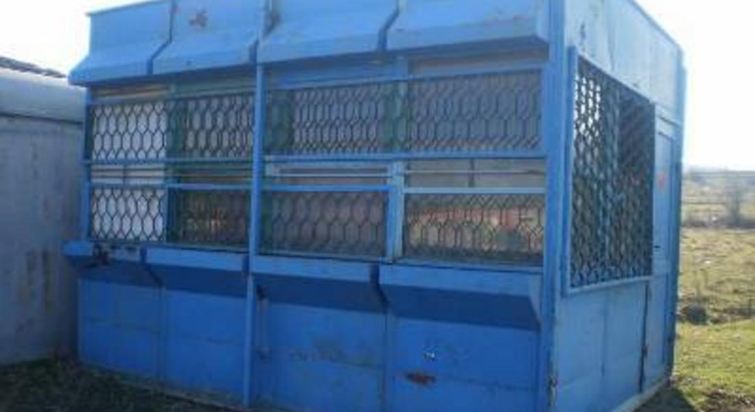 Задигнаха метален павилион от Смолян