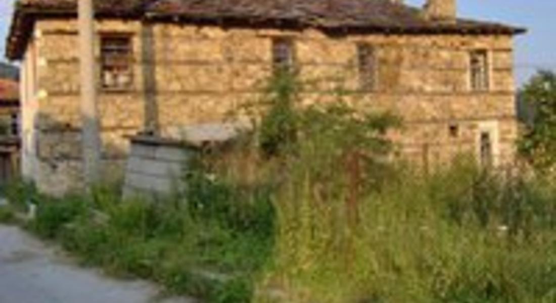 Обраха къща в с.Габрица