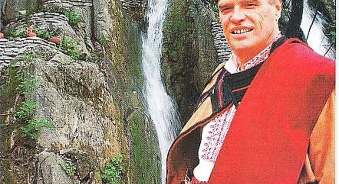 Младен Койнаров направи дарение на музея