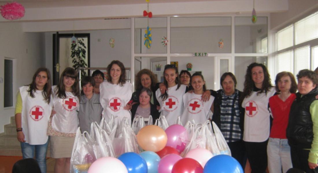 Доброволците на БМЧК участваха в инициативи за Деня на детето