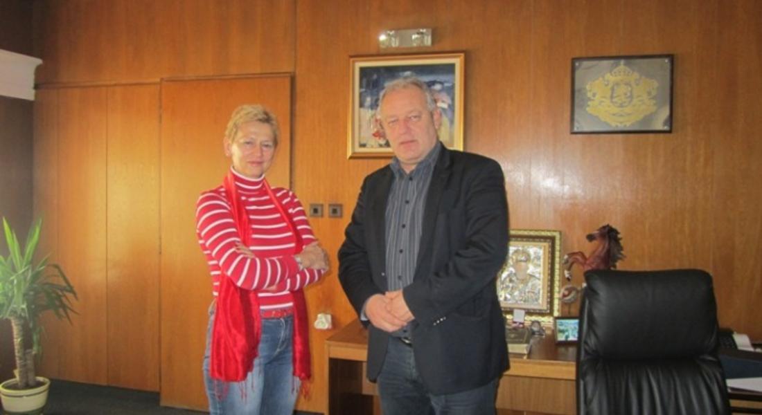 Емилия Антова представя  в Смолян филма "Непростимо", посветен на насилието над деца в интернет