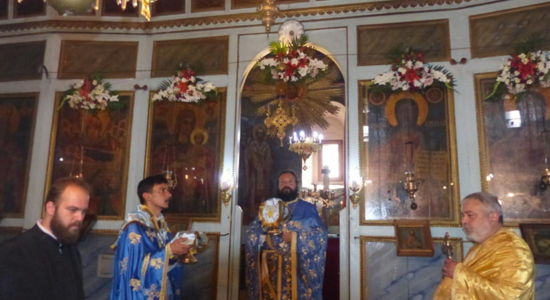 Много поклонници на Света Богородица в Устово…