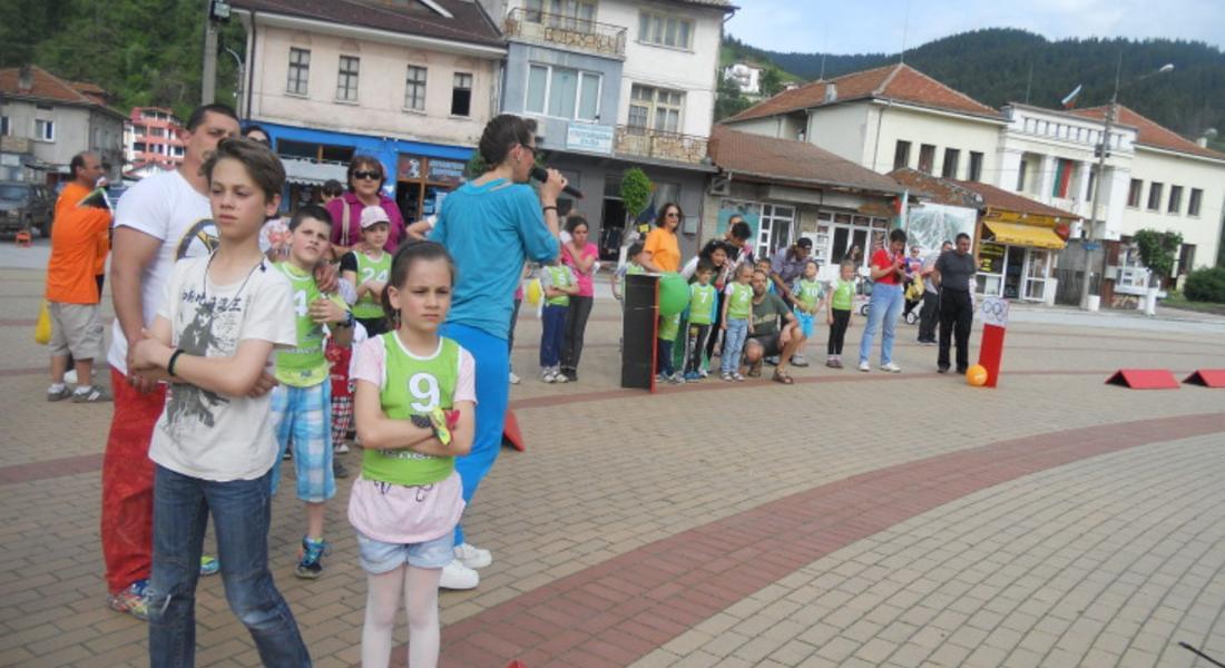  Чепеларе отбеляза деня на детето със спортен празник „Аз и моето семейство спортуваме”