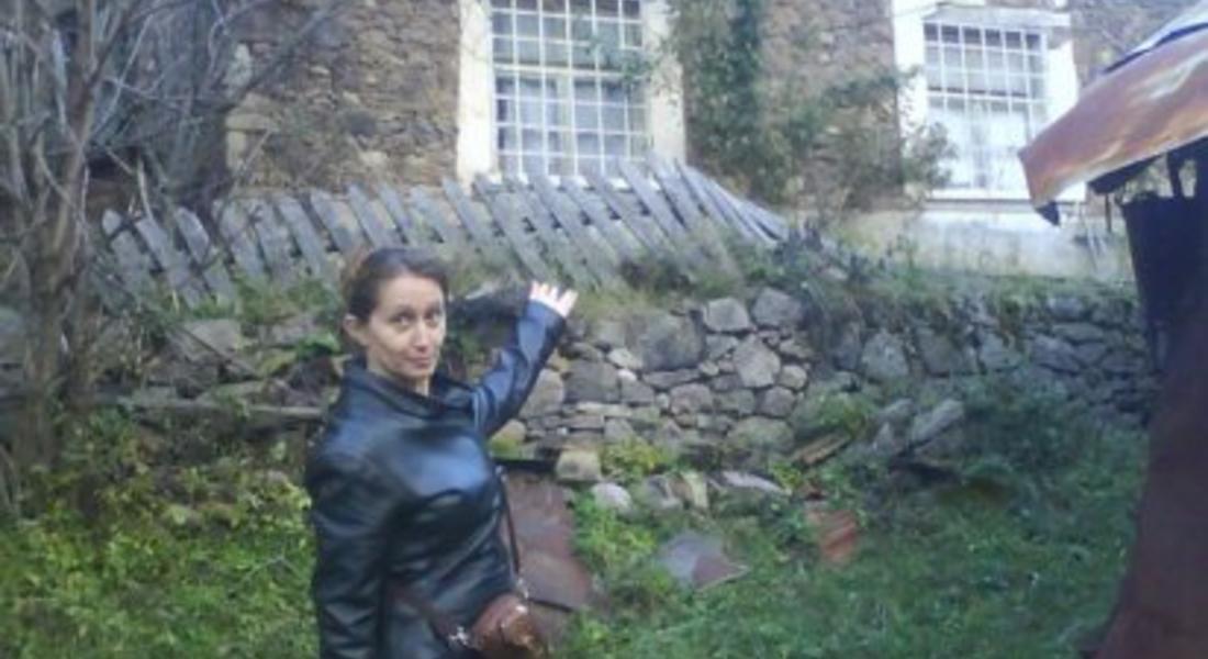 Мона Чобан бае против уплах и вари сапун
