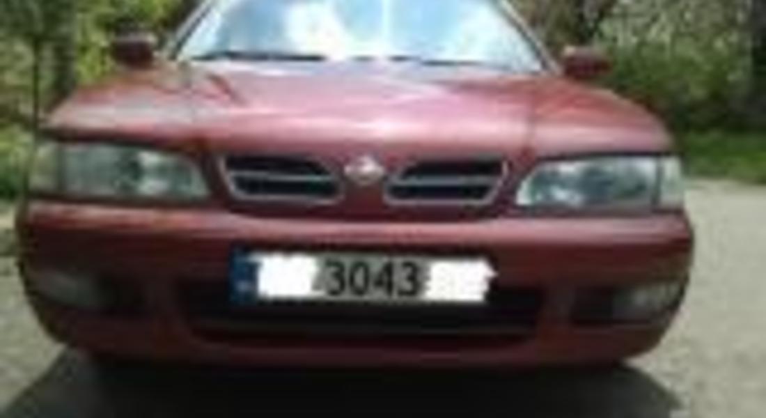 Потрошиха стъкла и огледала на автомобили