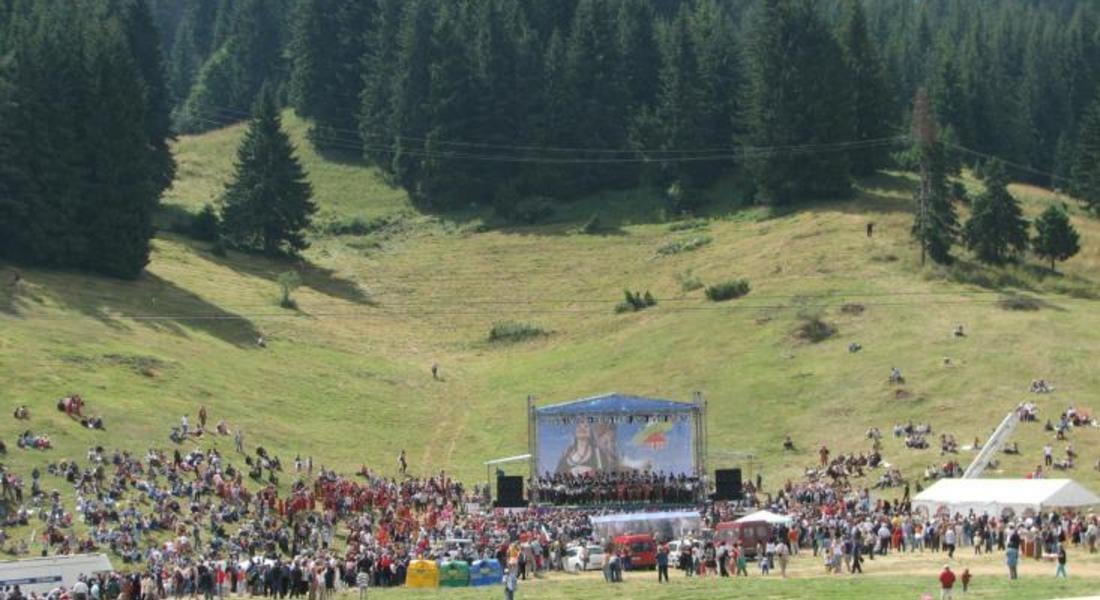 Фолклорна палитра във верните концерти на Рожен