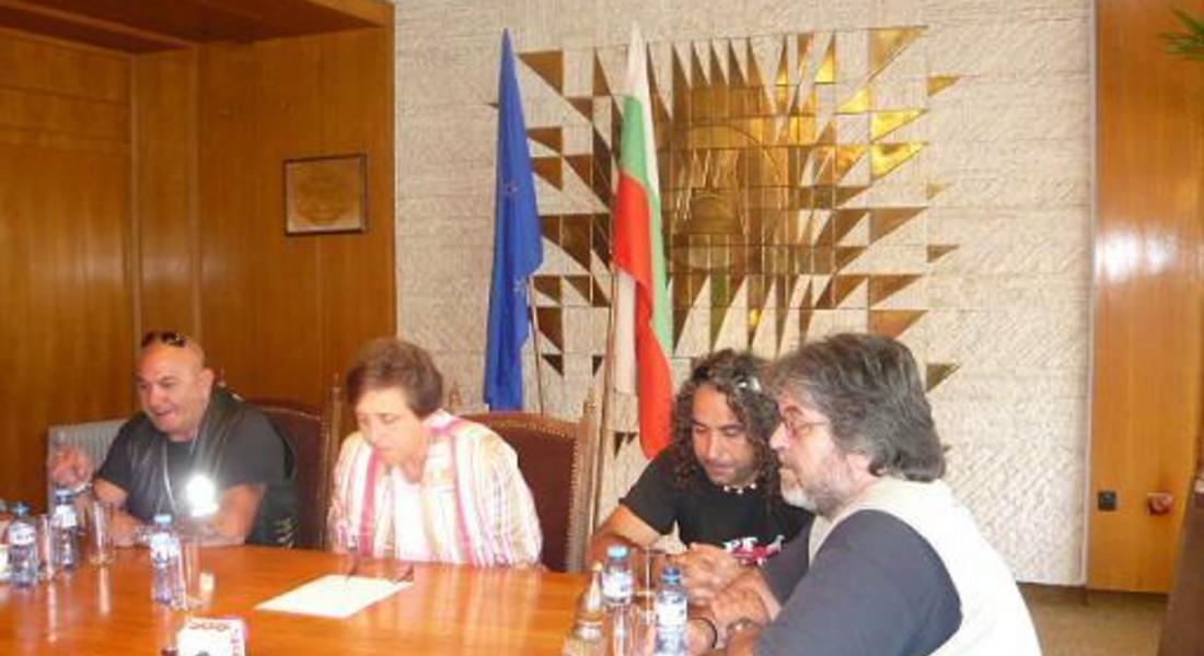 Около 2000 рокери се събират край Смолянските езера