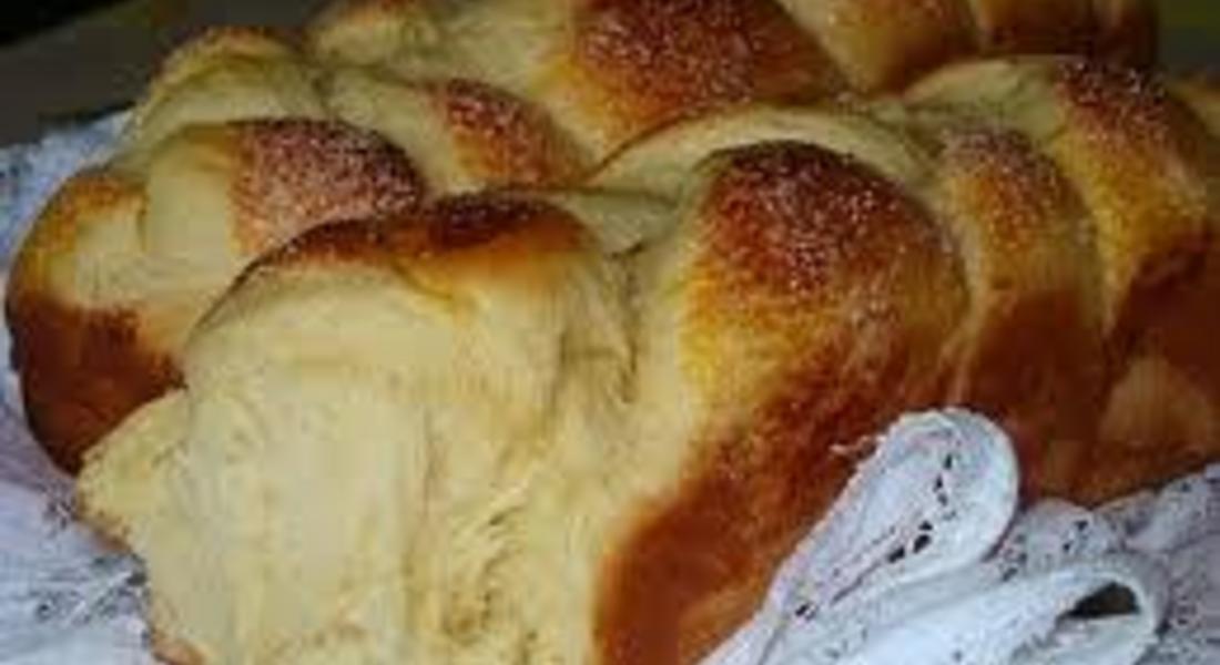 Домашен великденски козунак
