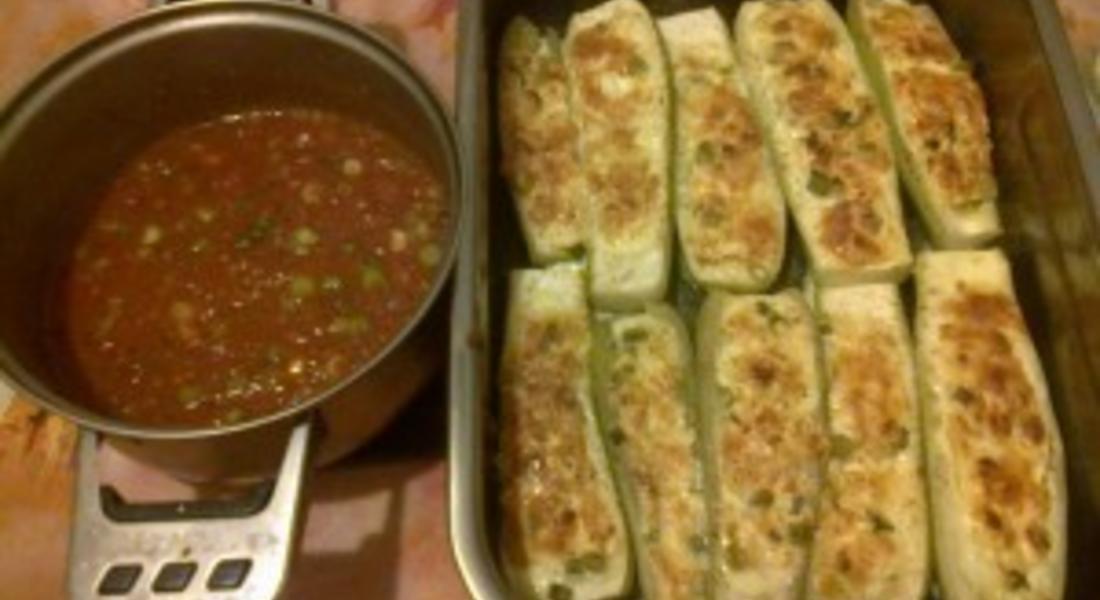 Доматен сос със Пълнени тиквички