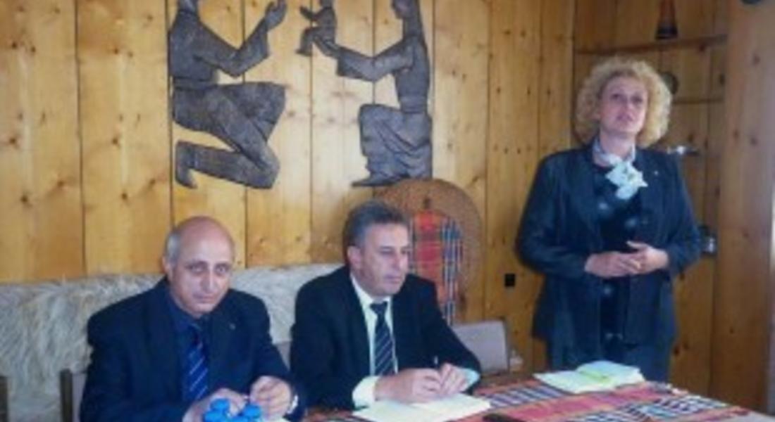 Полицейски инспектори се отчитат пред гражданите