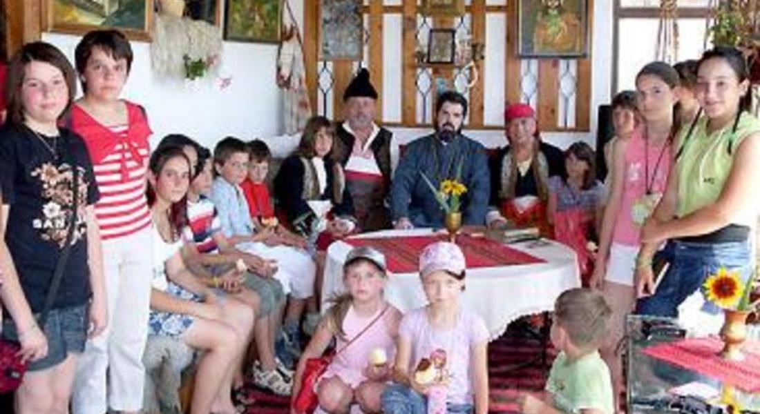 Децата от "Чисти сърца" искат "Цветни балкони на Смолян"