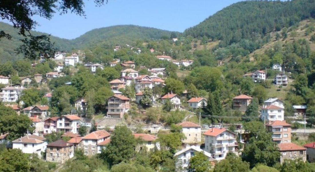 Село Петково празнува днес