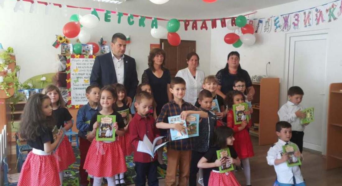 Детска градина №1 в Неделино изпрати своите бъдещи първокласници